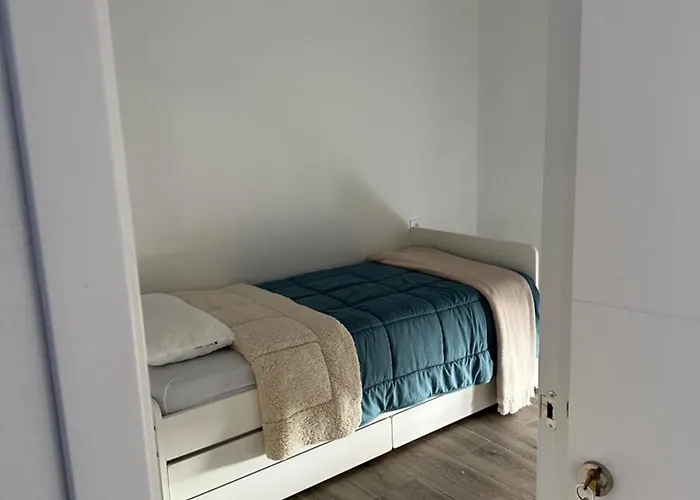 Encantador Piso En Villafranca
